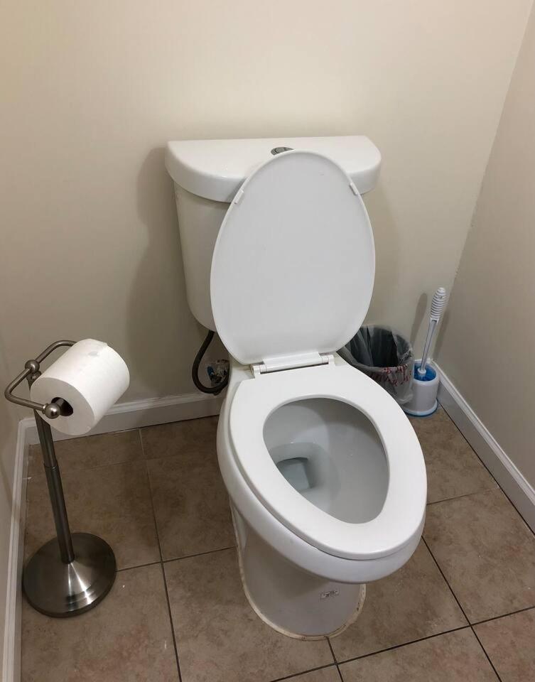 Large And Private 3 Bedroom And 1 Bathroom Apartment Near Newark International Airport Ewr And New York City Exterior photo